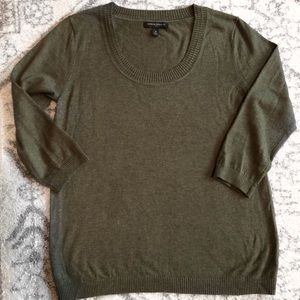 Banana Republic green sweater 3/4 sleeve women’s m